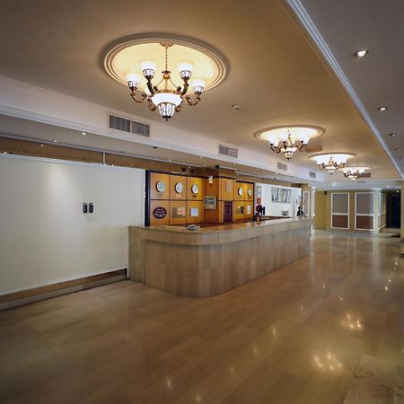 Oyo 112 Semiramis Hotel Al-Manamah Bagian luar foto