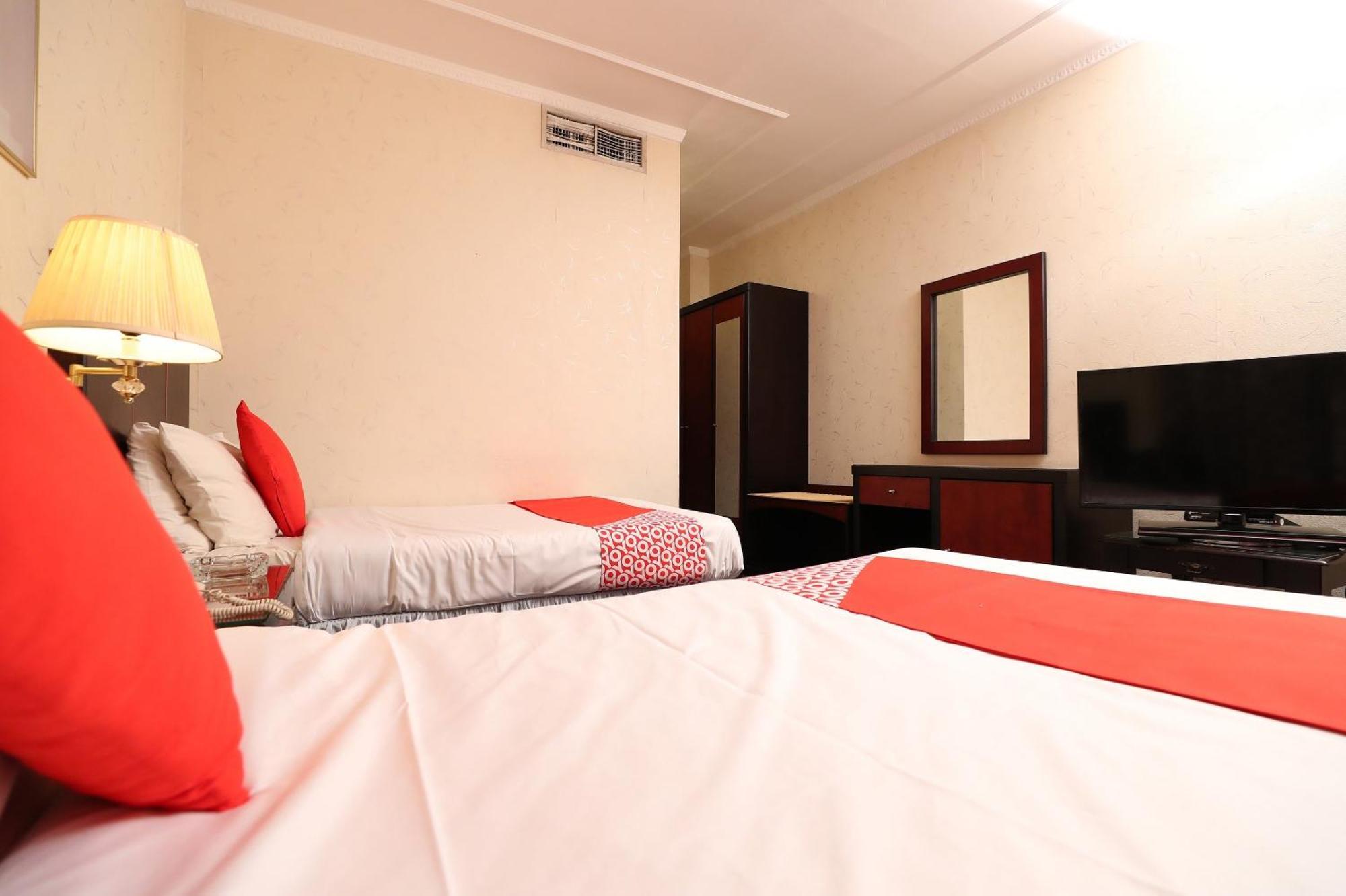 Oyo 112 Semiramis Hotel Al-Manamah Bagian luar foto